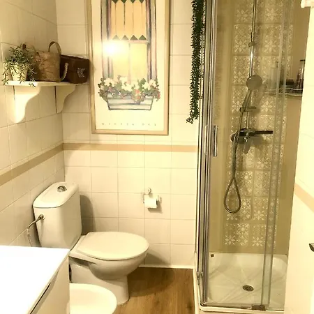 Homestay Con Smart Tv En Piso Compartido Con Bano Privado O Compartido Sol Malaga