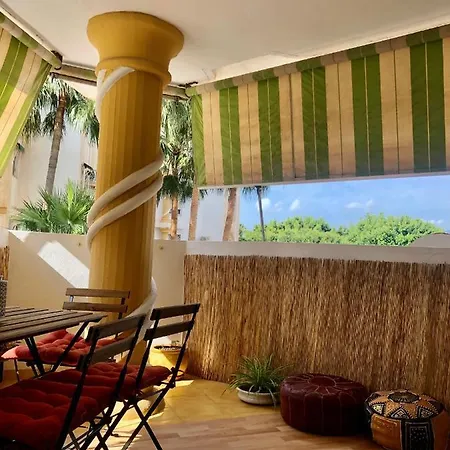 Homestay Con Smart Tv En Piso Compartido Con Bano Privado O Compartido Sol