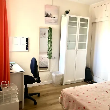 Con Smart Tv En Piso Compartido Con Bano Privado O Compartido Sol Homestay