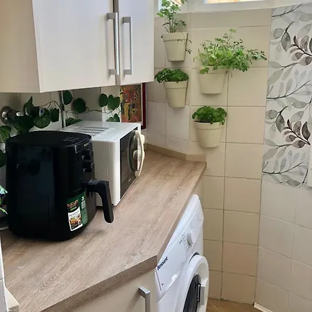 Con Smart Tv En Piso Compartido Con Bano Privado O Compartido Sol Homestay